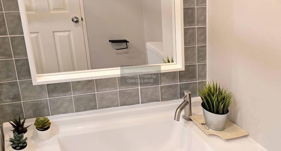 For sale 1 bed condo in Thon Buri, Bangkok