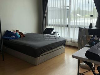 For sale 4 bedrooms townhouse in Phra Khanong, Bangkok