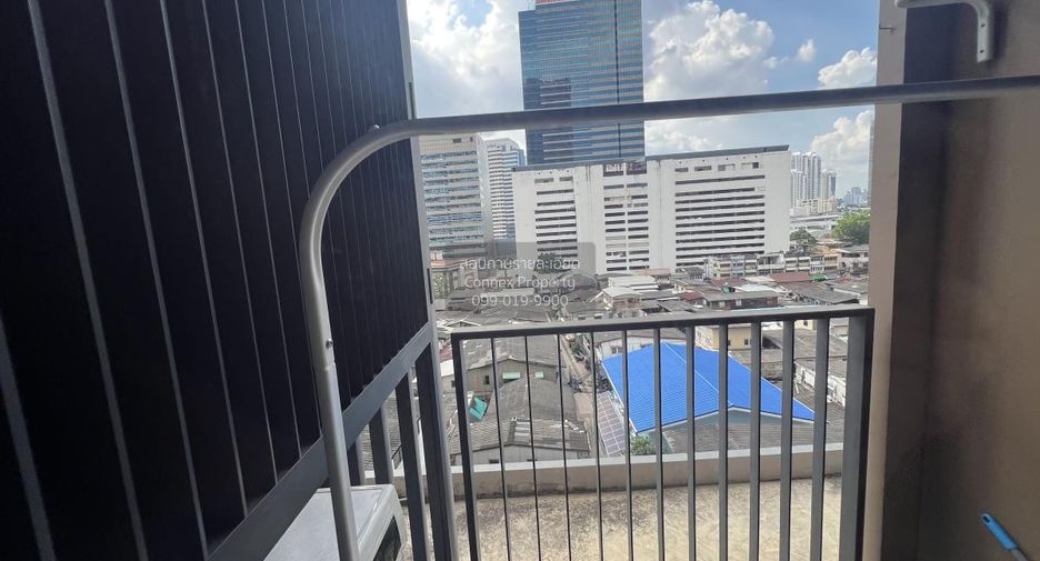 For sale 1 bed condo in Khlong Toei, Bangkok