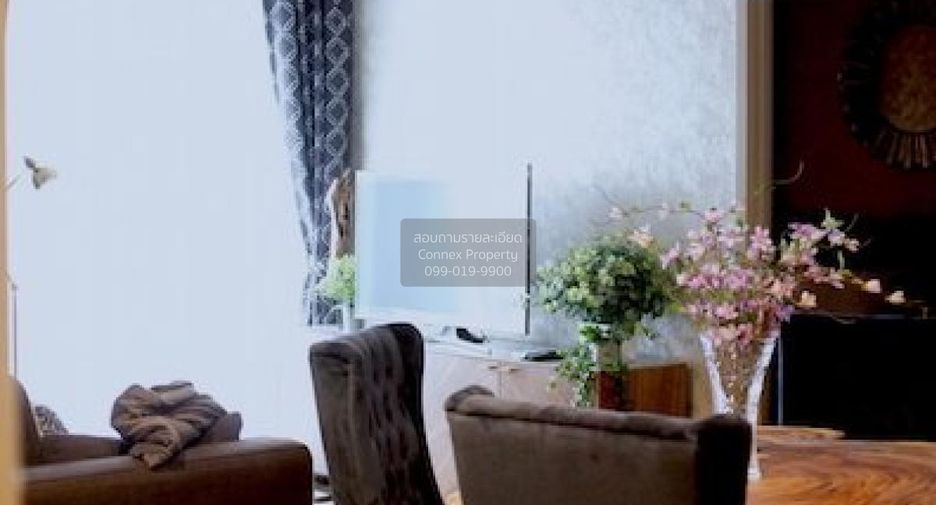 For rent 2 bedrooms condo in Pathum Wan, Bangkok