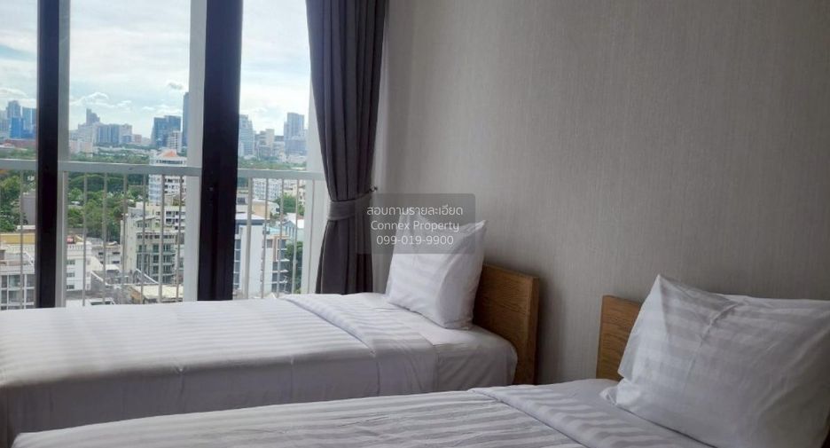 For rent 2 bedrooms condo in Khlong Toei, Bangkok