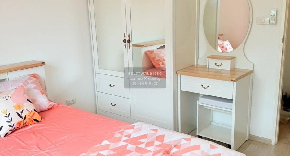 For rent 3 bedrooms townhouse in Bang Phli, Samut Prakan