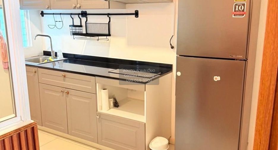 For rent 3 bedrooms townhouse in Bang Phli, Samut Prakan