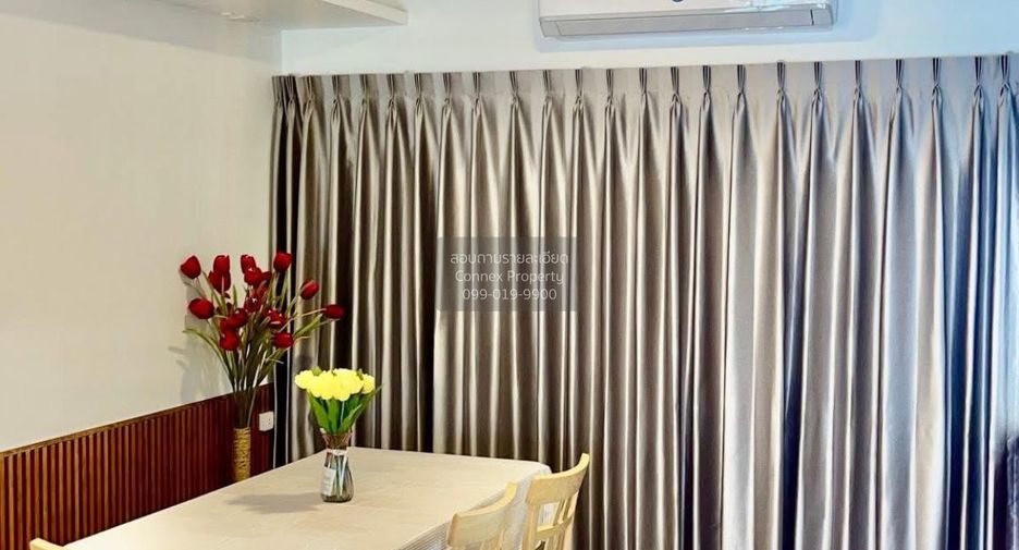For rent 3 bedrooms townhouse in Bang Phli, Samut Prakan