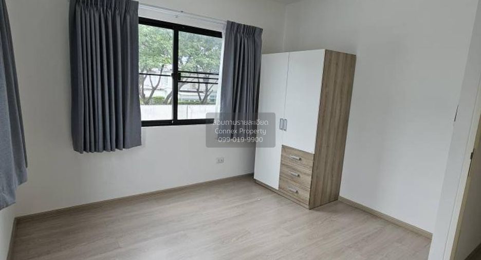 For rent 2 bedrooms townhouse in Bang Phli, Samut Prakan