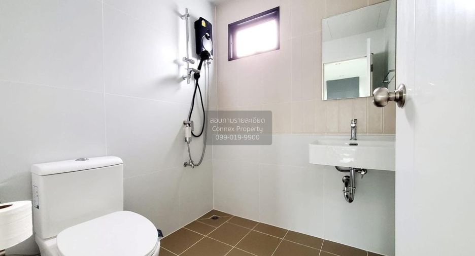 For rent 3 bedrooms house in Lat Krabang, Bangkok