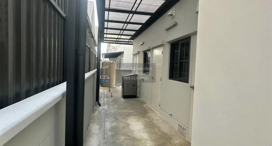 Haus zur Miete mit 4 Zimmer in Bang Phli, Samut Prakan