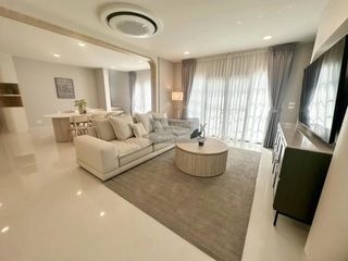 出租 4 卧室 独立屋 在 Bang Phli, Samut Prakan