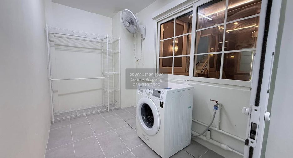 Casa en alquiler de 3 habitaciones en Bueng Kum, Bangkok