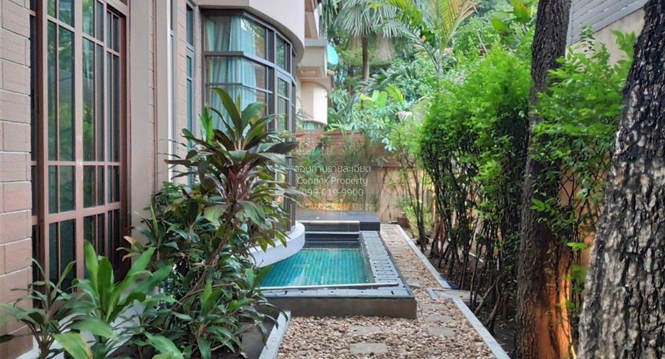 For rent 4 bedrooms house in Watthana, Bangkok