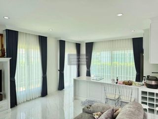 Аренда 4 спальни дом в Bang Phli, Самутпракан