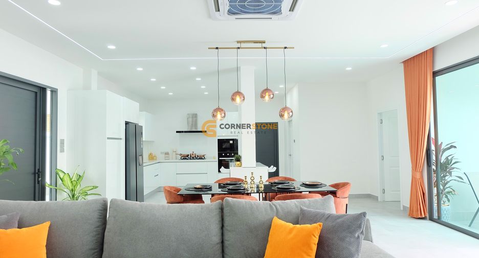 Casa en venta y en alquiler de 3 habitaciones en Bang Lamung, Chonburi