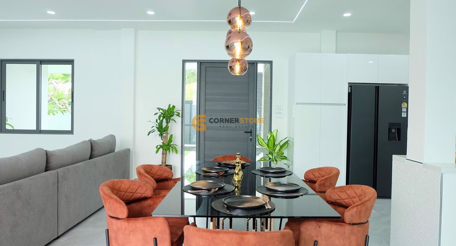Casa en venta y en alquiler de 3 habitaciones en Bang Lamung, Chonburi