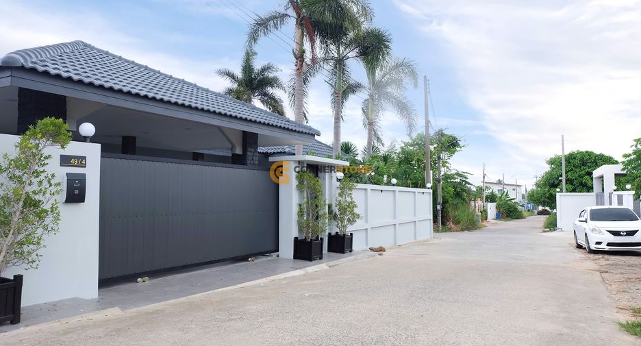 Casa en venta y en alquiler de 3 habitaciones en Bang Lamung, Chonburi
