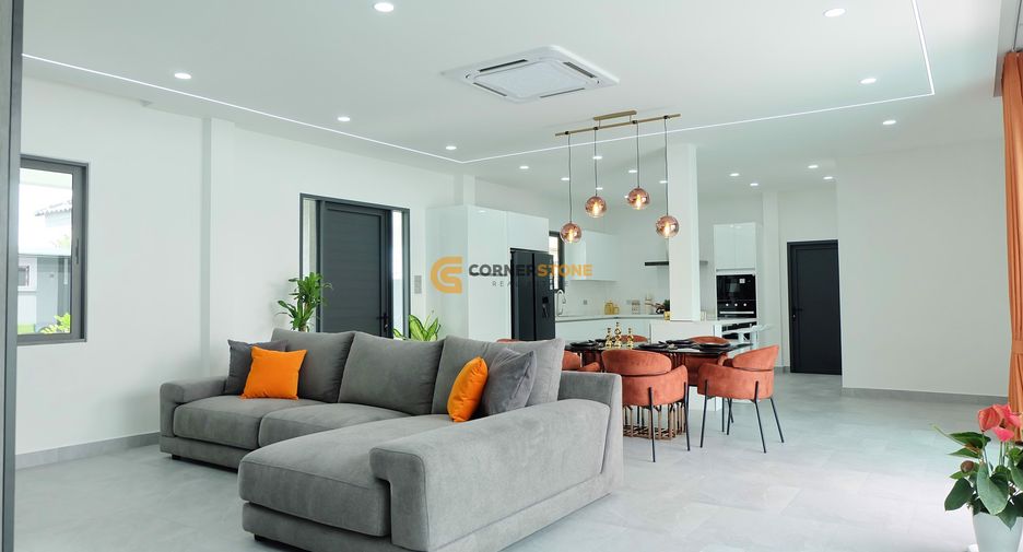 Casa en venta y en alquiler de 3 habitaciones en Bang Lamung, Chonburi