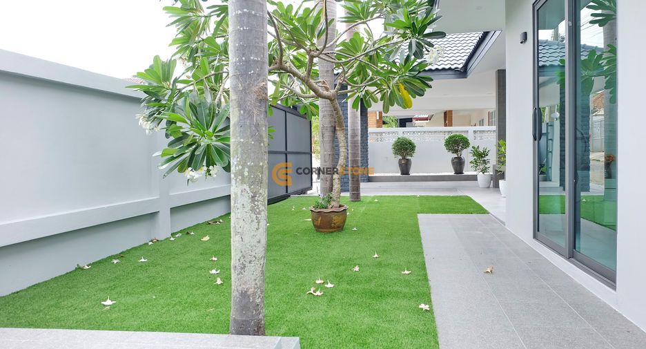 Casa en venta y en alquiler de 3 habitaciones en Bang Lamung, Chonburi