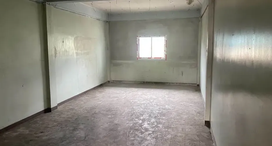For rent retail Space in Yan Nawa, Bangkok