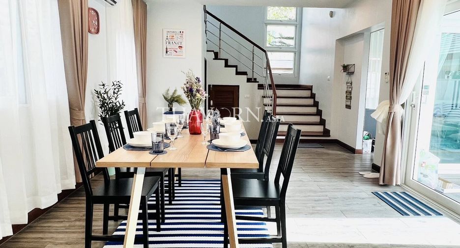 Casa en venta de 4 habitaciones en Bang Lamung, Chonburi