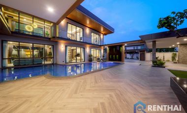 Villa zum Kauf mit 4 Zimmer in Bang Lamung, Chonburi