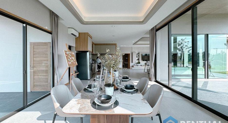 For sale 3 ベッドルーム villa in Huay Yai, Pattaya