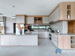For sale 3 ベッドルーム villa in Bang Lamung, Chonburi