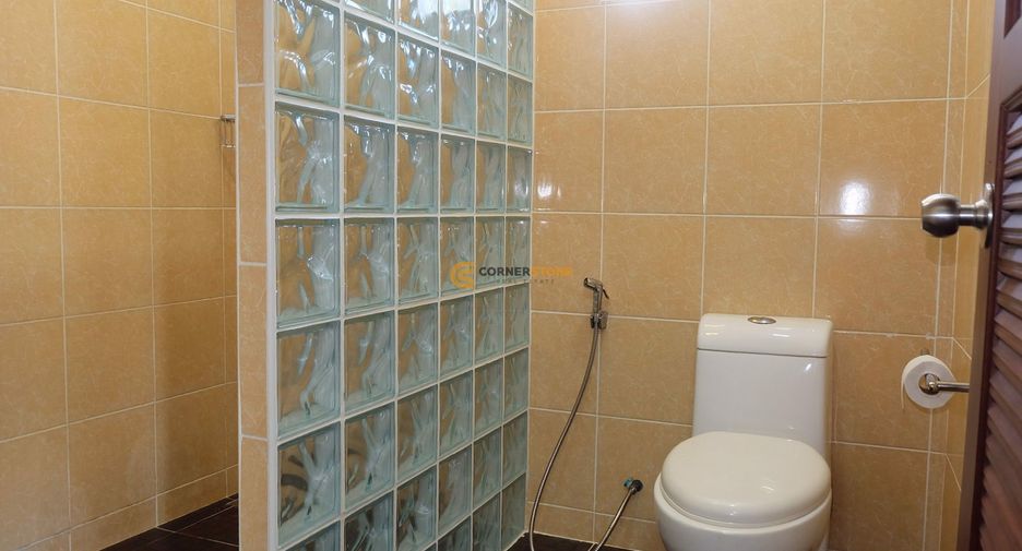 For rent and for sale 5 bedrooms house in Jomtien, Pattaya