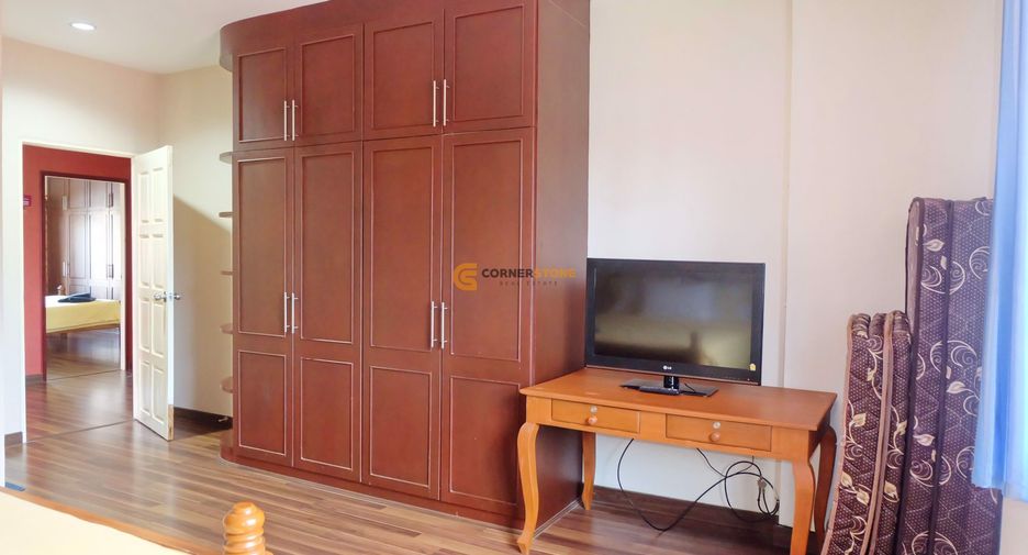 For rent and for sale 5 bedrooms house in Jomtien, Pattaya
