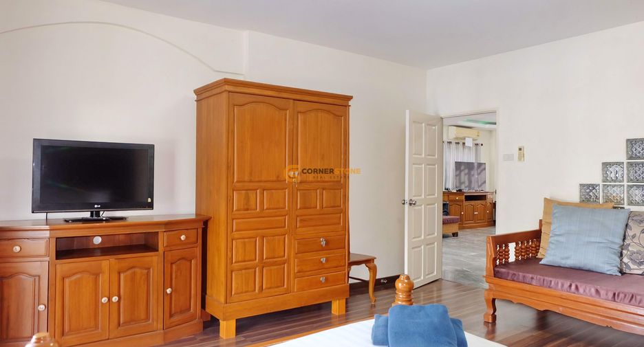 For rent and for sale 5 bedrooms house in Jomtien, Pattaya