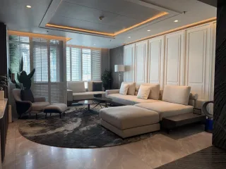 For sale 6 bedrooms condo in Pathum Wan, Bangkok
