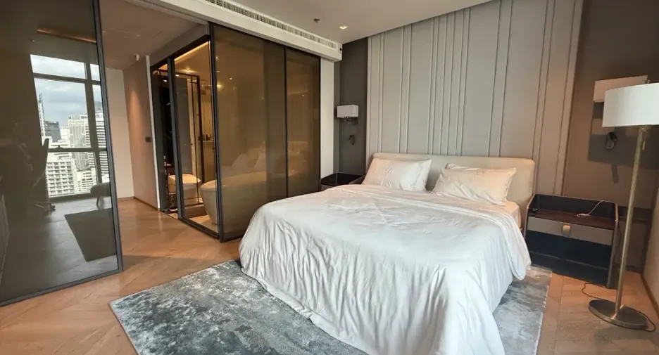 For sale 6 bedrooms condo in Pathum Wan, Bangkok