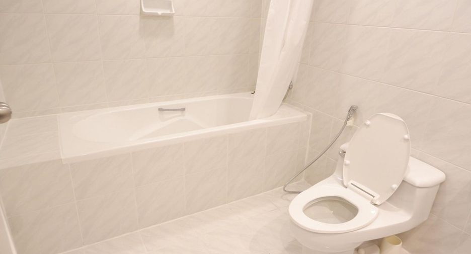 For rent 2 ベッドルーム condo in Khlong Toei, Bangkok