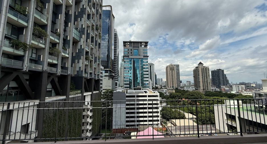 For sale 3 bedrooms condo in Sathon, Bangkok