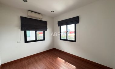 For sale 3 bedrooms house in East Pattaya, Pattaya