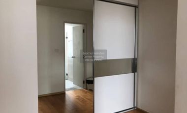 Condo en alquiler de 2 habitaciones en Ratchathewi, Bangkok