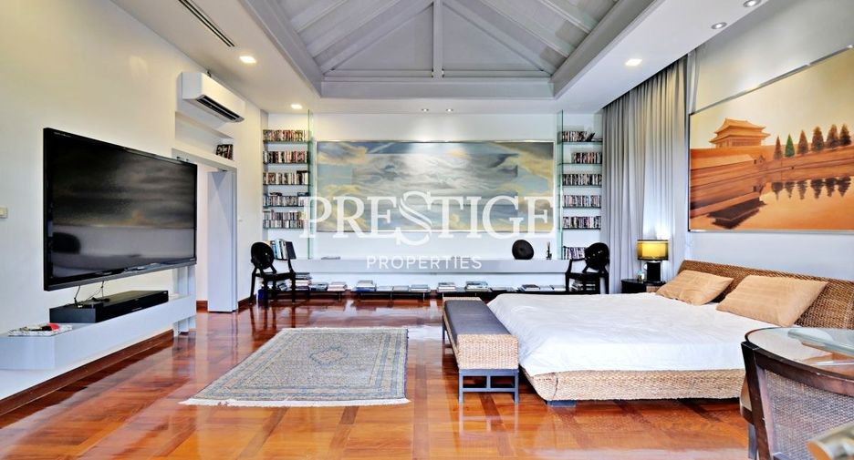 For sale and for rent 3 bedrooms house in Sattahip, Chonburi
