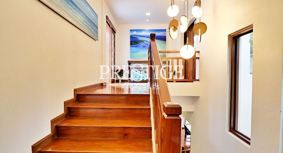 For sale and for rent 3 bedrooms house in Sattahip, Chonburi
