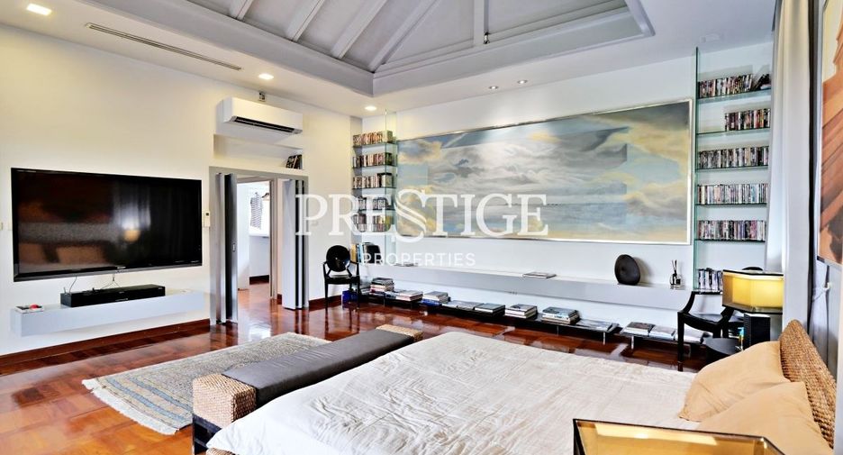 For sale and for rent 3 bedrooms house in Sattahip, Chonburi