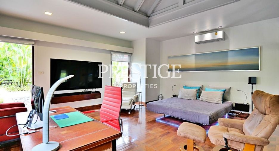 For sale and for rent 3 bedrooms house in Sattahip, Chonburi