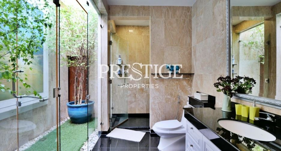 For sale and for rent 3 bedrooms house in Sattahip, Chonburi
