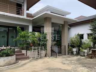 Haus zum Kauf mit 5 Zimmer in Watthana, Bangkok