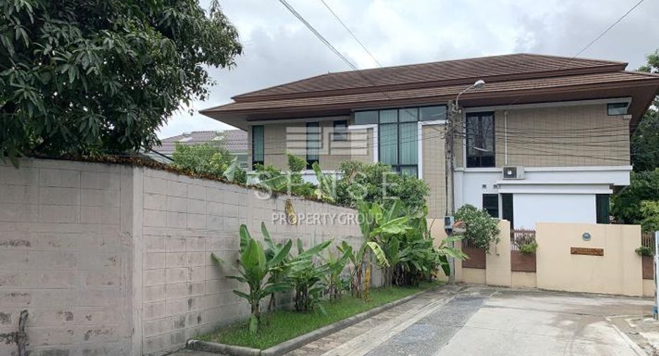 Haus zum Kauf mit 5 Zimmer in Watthana, Bangkok