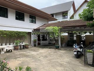 Haus zum Kauf mit 5 Zimmer in Watthana, Bangkok