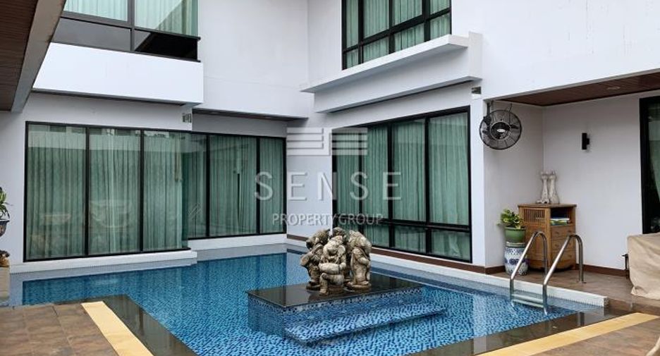 Haus zum Kauf mit 5 Zimmer in Watthana, Bangkok