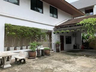 Haus zum Kauf mit 5 Zimmer in Watthana, Bangkok