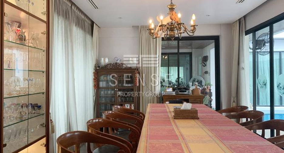 Haus zum Kauf mit 5 Zimmer in Watthana, Bangkok