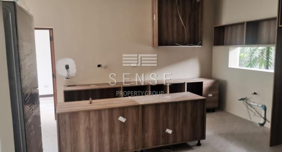 For rent 5 bedrooms house in Suan Luang, Bangkok