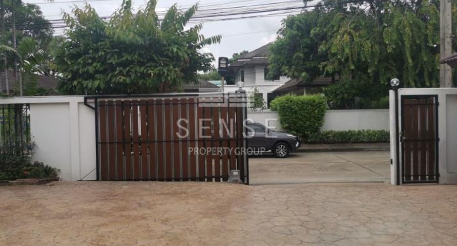 For rent 5 bedrooms house in Suan Luang, Bangkok