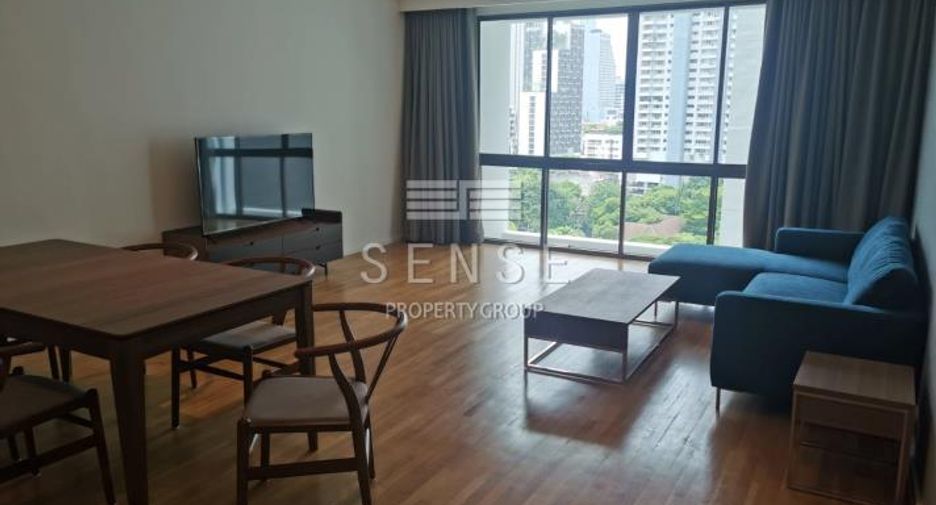 For rent 2 bedrooms condo in Watthana, Bangkok