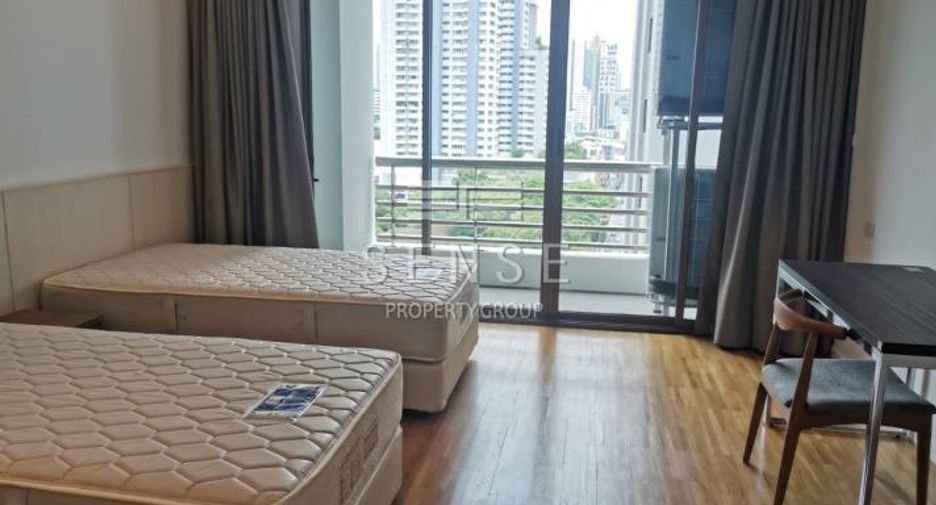 For rent 2 bedrooms condo in Watthana, Bangkok