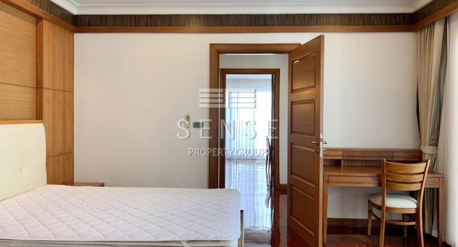 Wohnung zur Miete mit 4 Zimmer in Khlong Toei, Bangkok